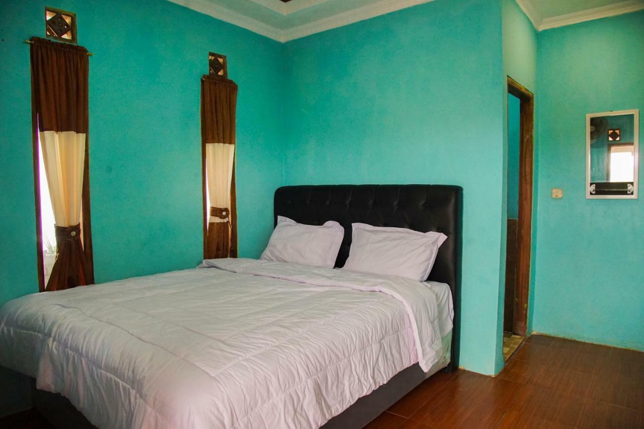 Omah Sundak Homestay Tepus Екстер'єр фото