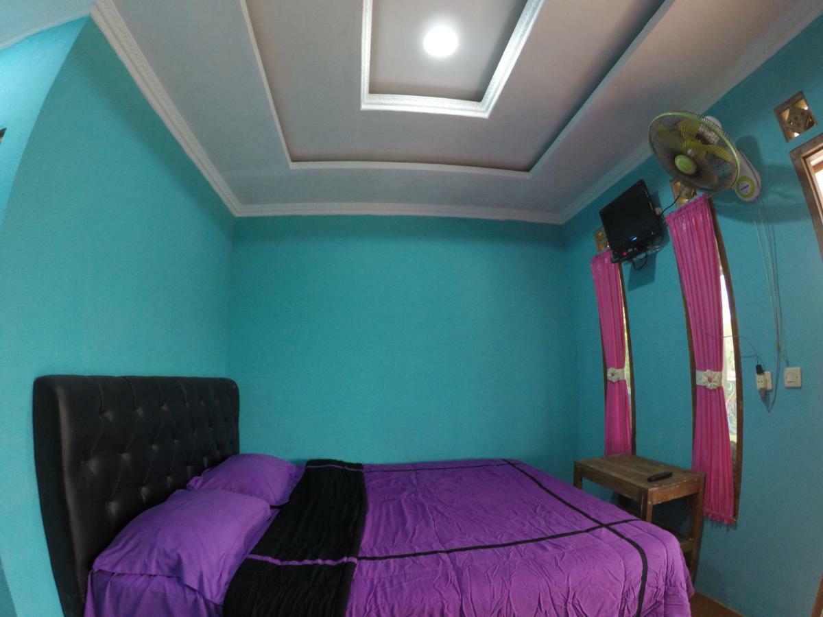 Omah Sundak Homestay Tepus Екстер'єр фото